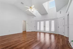 13222 Drysdale St, Spring Hill, FL 34609 - Photo 7