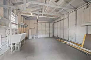 1618 12th St S, Saint Petersburg, FL 33705 - Photo 41