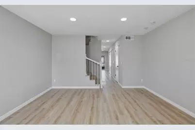 6600 121st Avenue N #3, Largo, FL 33773 - Photo 3