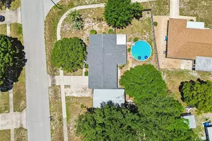 9473 Bayside Ct, Spring Hill, FL 34608 - Photo 21