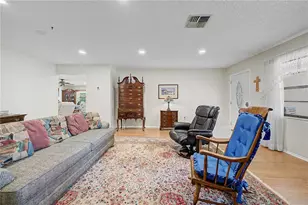 8270 Sycamore Dr, New Port Richey, FL 34654 - Photo 13