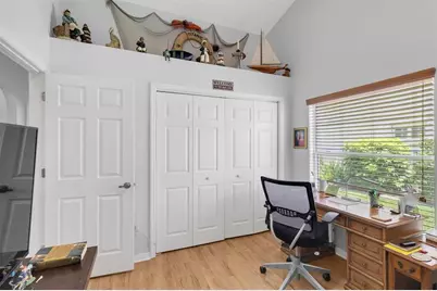 4502 Foxboro Drive, New Port Richey, FL 34653 - Photo 25