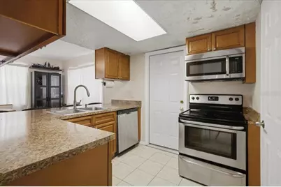 5051 Brookside Lane, New Port Richey, FL 34653 - Photo 9