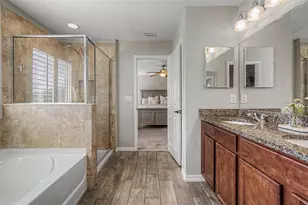 1763 Oak Hammock Ct, Lutz, FL 33558 - Photo 23