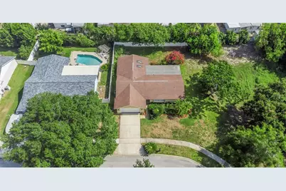 2437 Hawk Avenue, Palm Harbor, FL 34683 - Photo 33