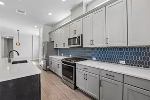 3275 Tour Trce, Land O Lakes, FL 34638 - Photo 3
