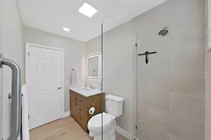 2405 Franciscan Dr, Clearwater, FL 33763 - Photo 33