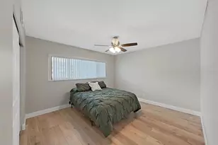 2405 Franciscan Dr, Clearwater, FL 33763 - Photo 35