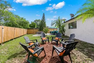 2911 Woodpine Ct, Sarasota, FL 34231 - Photo 51