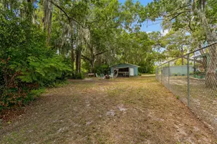 9950 Hilltop Dr, New Port Richey, FL 34654 - Photo 21