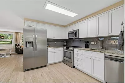 9950 Hilltop Drive, New Port Richey, FL 34654 - Photo 7