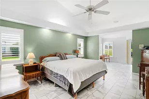 9276 Ashley Dr, Weeki Wachee, FL 34613 - Photo 23