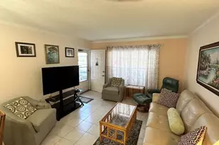 4916 Sunnybrook Dr, New Port Richey, FL 34653 - Photo 3