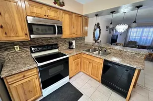 4916 Sunnybrook Dr, New Port Richey, FL 34653 - Photo 9