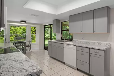 6300 Darien Way, Spring Hill, FL 34606 - Photo 19