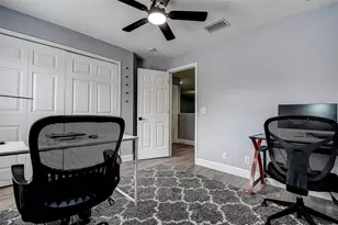1426 Hillview Ln, Tarpon Springs, FL 34689 - Photo 25