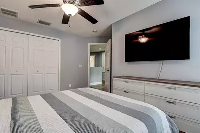 1426 Hillview Lane, Tarpon Springs, FL 34689 - Photo 27