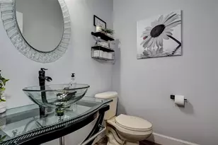 1426 Hillview Ln, Tarpon Springs, FL 34689 - Photo 13