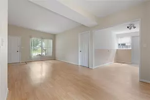 2221 Curtis Dr S, Clearwater, FL 33764 - Photo 11