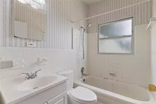 2221 Curtis Dr S, Clearwater, FL 33764 - Photo 17