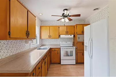 2221 Curtis Drive S, Clearwater, FL 33764 - Photo 15