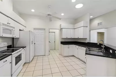 12200 Putter Green Court, New Port Richey, FL 34654 - Photo 11