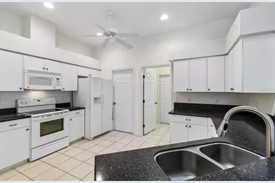 12200 Putter Green Court, New Port Richey, FL 34654 - Photo 11