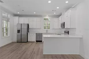 14249 E Razorbill Ave, Weeki Wachee, FL 34614 - Photo 13