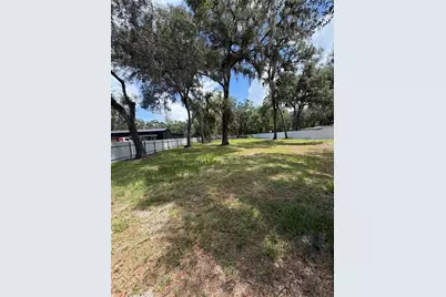 11310 Brightridge Drive, Seffner, FL 33584 - Photo 9