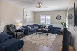 136 Maryland Ave, Palm Harbor, FL 34683 - Photo 5