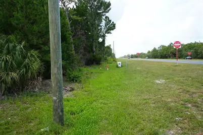 18284 Commercial Way, Weeki Wachee, FL 34614 - Photo 5