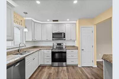1105 Tuxford Drive, Brandon, FL 33511 - Photo 23