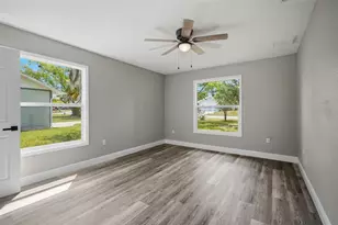 7407 Dundee Way, Weeki Wachee, FL 34613 - Photo 17
