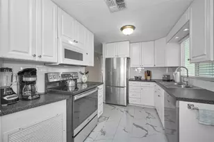 2127 Kona Dr, Holiday, FL 34691 - Photo 15