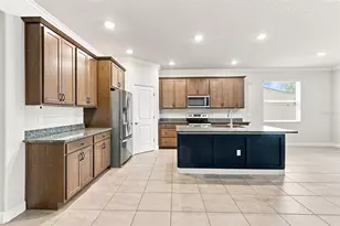 9401 Highland Hls Dr, Hudson, FL 34667 - Photo 11