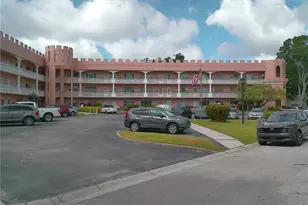 2457 Ecuadorian Way, Clearwater, FL 33763 - Photo 3