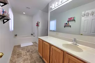 9055 Pemberton St, Spring Hill, FL 34608 - Photo 25