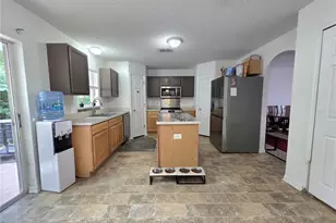 9055 Pemberton St, Spring Hill, FL 34608 - Photo 7