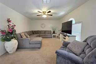 9055 Pemberton St, Spring Hill, FL 34608 - Photo 5
