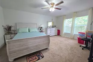 9055 Pemberton St, Spring Hill, FL 34608 - Photo 17