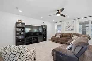 9025 Mazette Rd, Weeki Wachee, FL 34613 - Photo 9