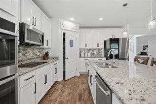 9025 Mazette Rd, Weeki Wachee, FL 34613 - Photo 19