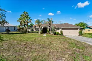 13114 Lawrence St, Spring Hill, FL 34609 - Photo 3