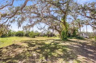 8725 Erie Ln, Parrish, FL 34219 - Photo 5
