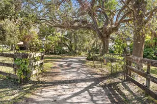 8725 Erie Ln, Parrish, FL 34219 - Photo 3