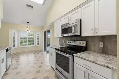 6525 Pine Walk Drive, New Port Richey, FL 34655 - Photo 9