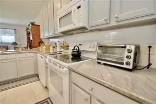11205 Edge Park Dr, Hudson, FL 34667 - Photo 15