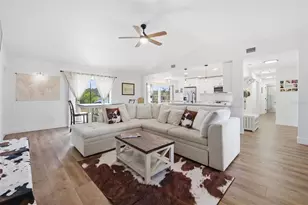 18208 State Rd 52, Land O Lakes, FL 34638 - Photo 17