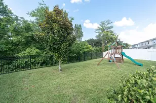 8110 Praise Dr, Tampa, FL 33625 - Photo 35