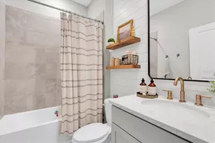 8110 Praise Dr, Tampa, FL 33625 - Photo 7